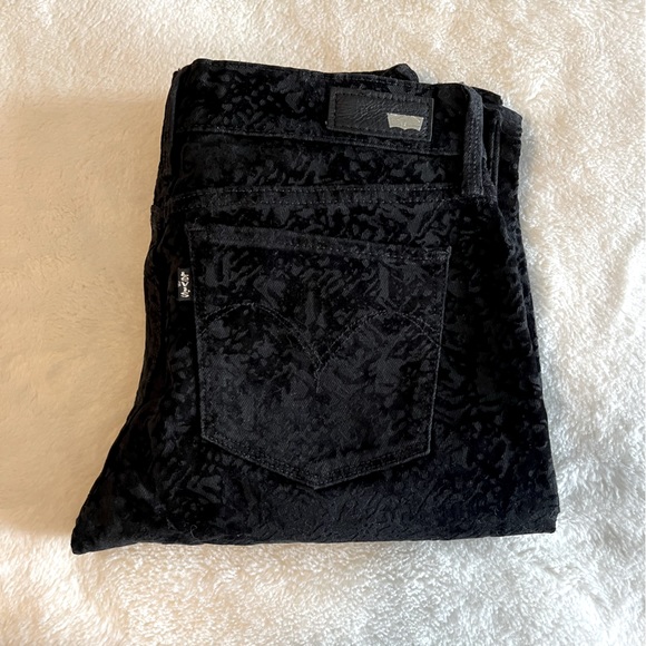 Levi’s Black Print Jeans 🖤 - Picture 3 of 7